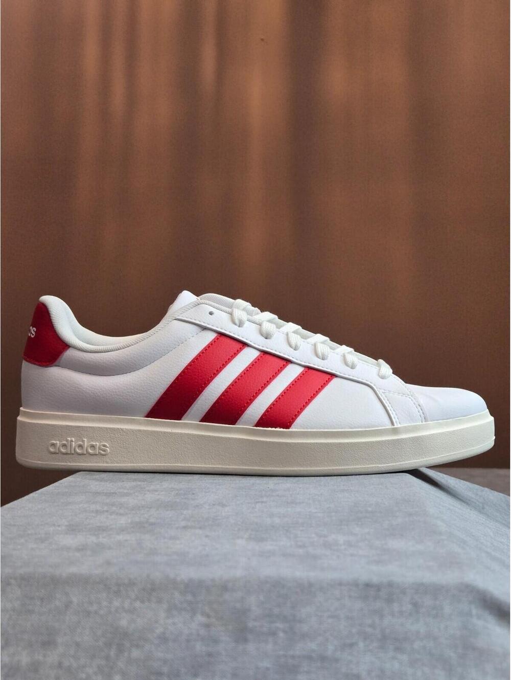 adidas Streettalk 'White Better Scarlet' Casual Sneaker JP8279 Size 10.5M 11.5W
